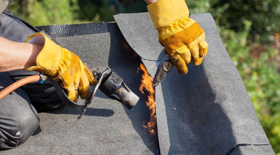 Professional metal roof installation in Moreland, GA